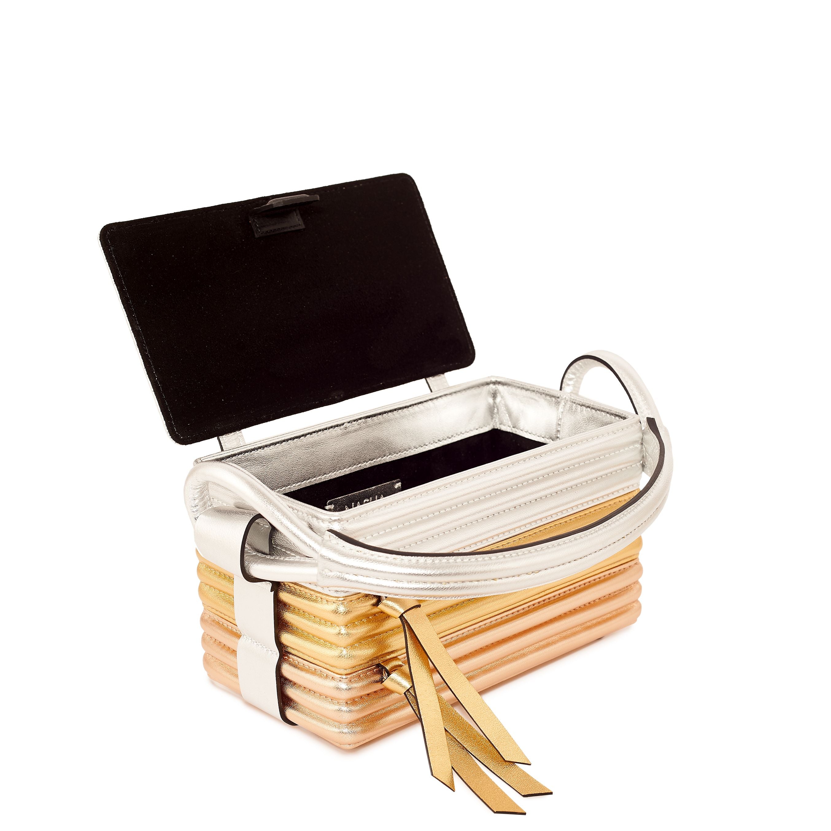 PINTO BOXY ROLL | MEDAL