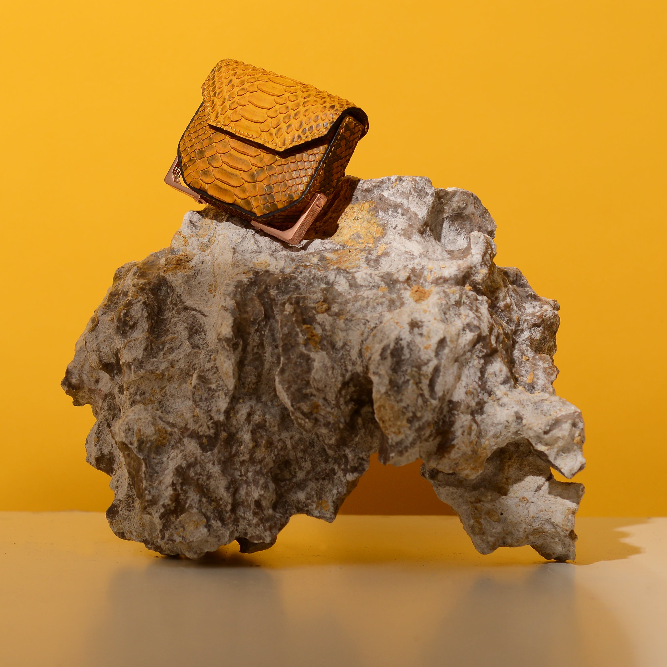 WATCH EXOTIC | AMBER